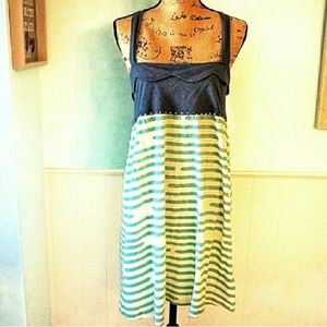 EUC Volcom Pop Life Dress Medium